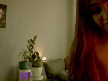 latina cam girl hannah_look3r_ image #1044281