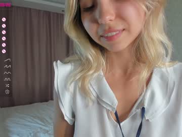 latina cam girl mooon_and_sun image #3341889
