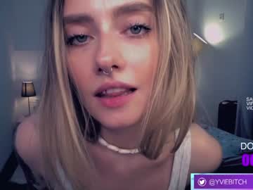 latina cam girl _yvie_ image #3638015