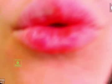 latina cam girl demurelixir image #4539928