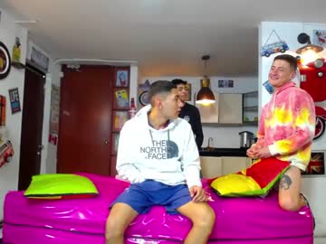 latina cam man sextwinksx image #2680377