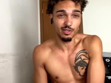 lightskin_zorro latina cam