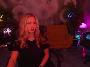 latina cam couple kira0541 image #1707772