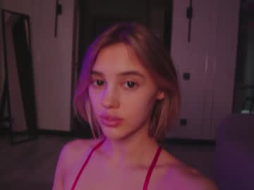 latina cam girl angella_kleee image #2014773