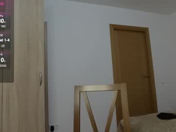 latina cam girl roxxxie_reid image #4698335
