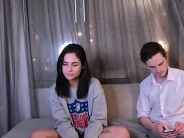 latina cam couple ari_lovexo image #3962054