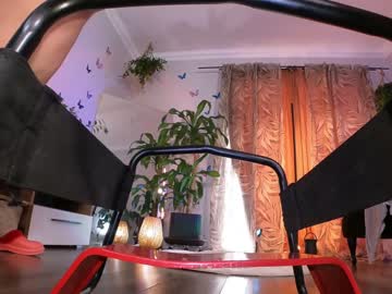 latina cam girl juicyandthepussyblvd image #2714834