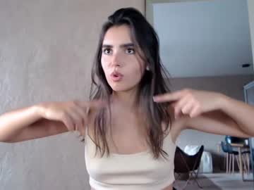latina cam girl nika_la image #1519229