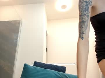 latina cam girl hotfallingdevil image #4183131