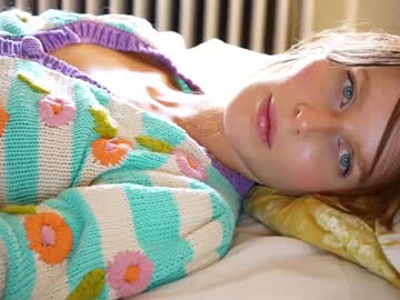 latina cam girl ellaa91 image #1867646