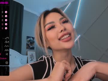 latina cam girl bae_suz image #538799