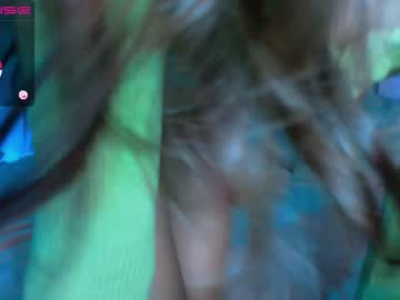 latina cam girl juliabeng1 image #1824977