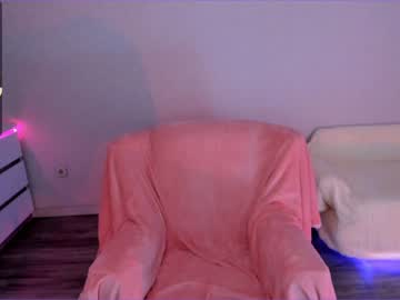 latina cam girl u_needed_me_ image #1947211