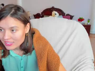 latina cam girl lika_diaz image #4676259