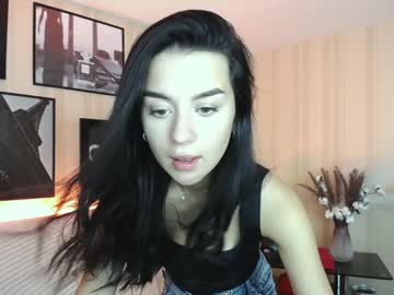 latina cam girl zara_larison image #1697536