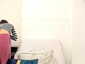 latina cam girl hotfallingdevil image #2692220