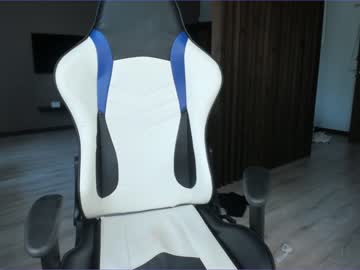 latina cam girl aina_kun image #1619509