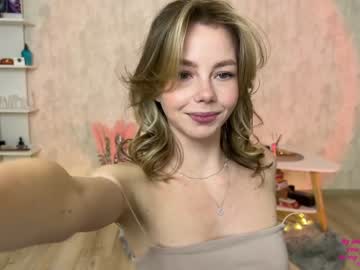 latina cam girl elli_harmon image #4022554