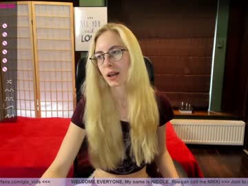 latina cam girl girl_i_am image #169395