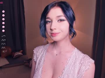 latina cam girl your_desssert image #4514873