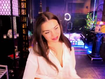 latina cam girl alma_pearl image #2640311