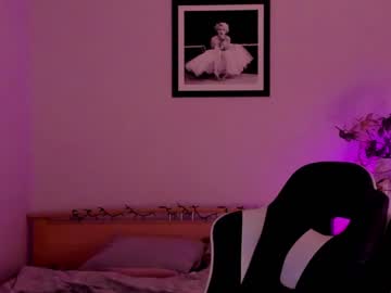 latina cam girl _demi_dee_ image #374775