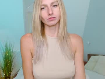latina cam girl kittyca1_love image #3451376