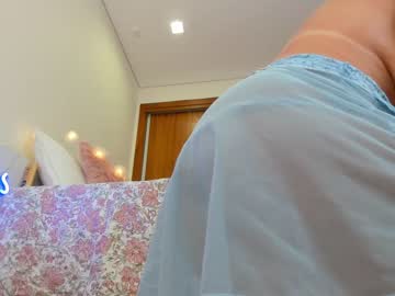 latina cam girl angel_danm_milf image #3088501