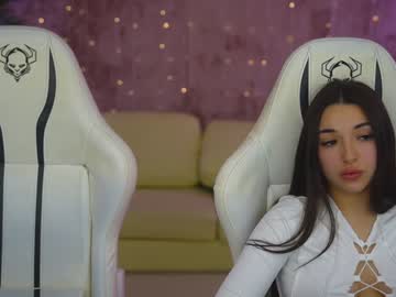 latina cam couple kira0541 image #3706366