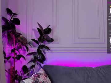 latina cam girl lika_moon image #1984013