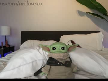 latina cam couple ari_lovexo image #2732360