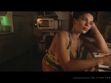 latina cam girl lucieoude_ image #1688789