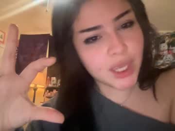 latina cam girl x3lili image #4485112