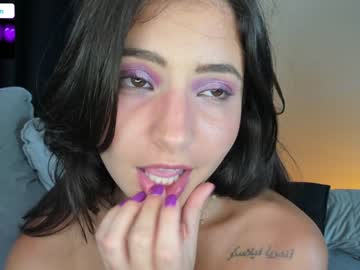 latina cam girl one_more_cum image #2639178