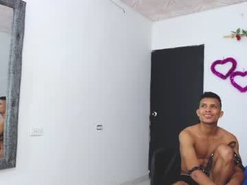 latina cam man kam_and_friends image #2163761