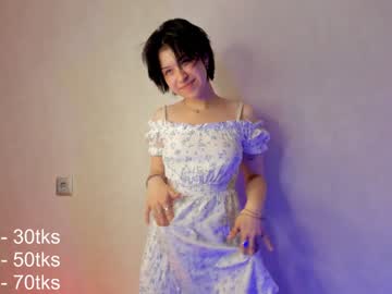 latina cam girl louisejamie image #2987048