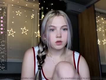 latina cam girl small_blondee image #4095426