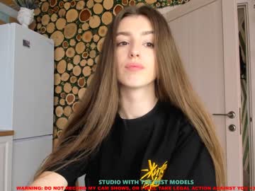 latina cam girl coy_amina image #566178