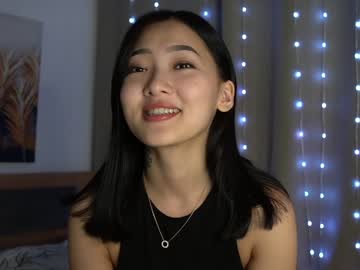 latina cam girl refined_style image #4456115