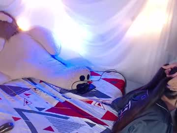 latina cam couple alien_weed_420 image #283491