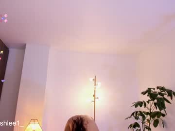 latina cam girl ashley2004_ image #4053484