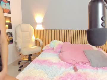 latina cam girl little_effy18 image #4247802