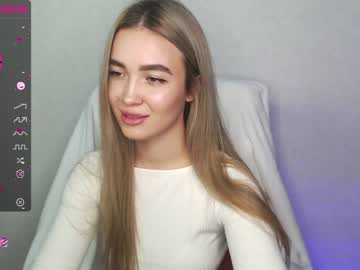 latina cam girl yourvirusqueen_ image #1479007