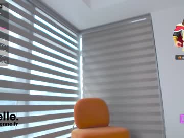 latina cam girl belle_adrienne image #3612974