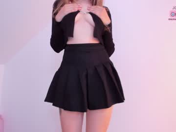 latina cam girl aalliyahh image #1736500