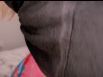 latina cam girl myassistant image #4143157