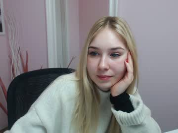 latina cam girl lila_page image #762721