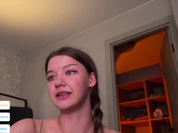 latina cam girl coyness_geneva image #4599497