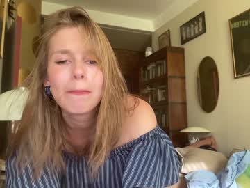latina cam girl bush_mia image #3127761