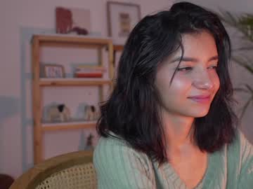 latina cam girl urcutelinda image #4460254